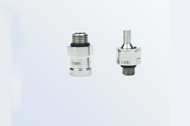 Blind-mate UQD coupling