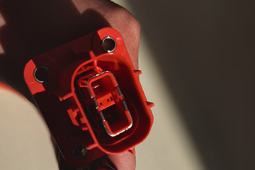 touch-safe design of EV HV connectors