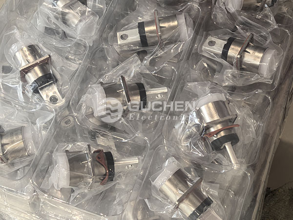 500a-metal-receptacle