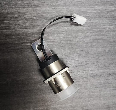 High voltage connector with HVIL cirmping with molex signal terminals